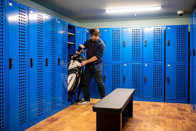 Отель Holiday Inn Express & Suites Queenstown, An Ihg