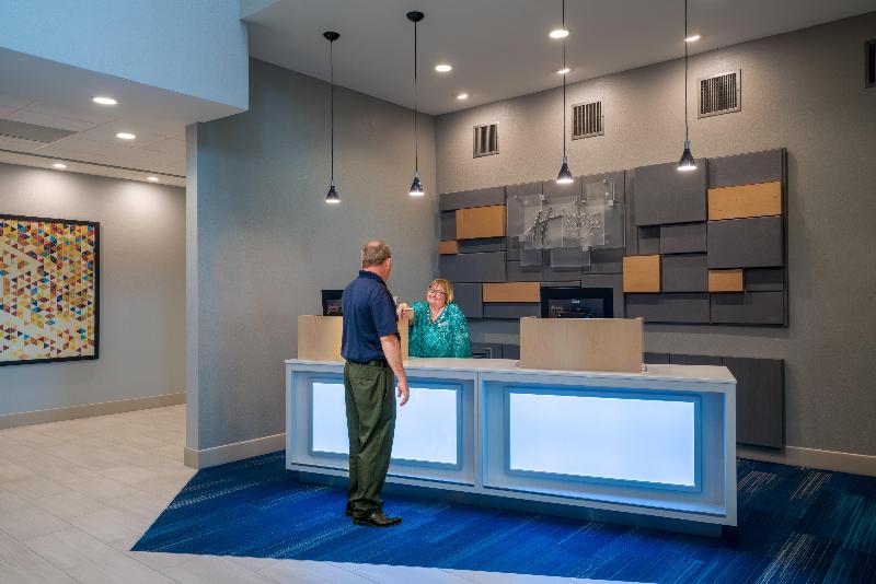 فندق Holiday Inn Express & Suites   St Peters, An Ihg