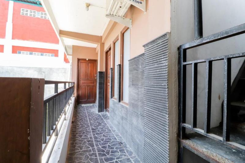 בית מלון כפרי Kalingga Sekar