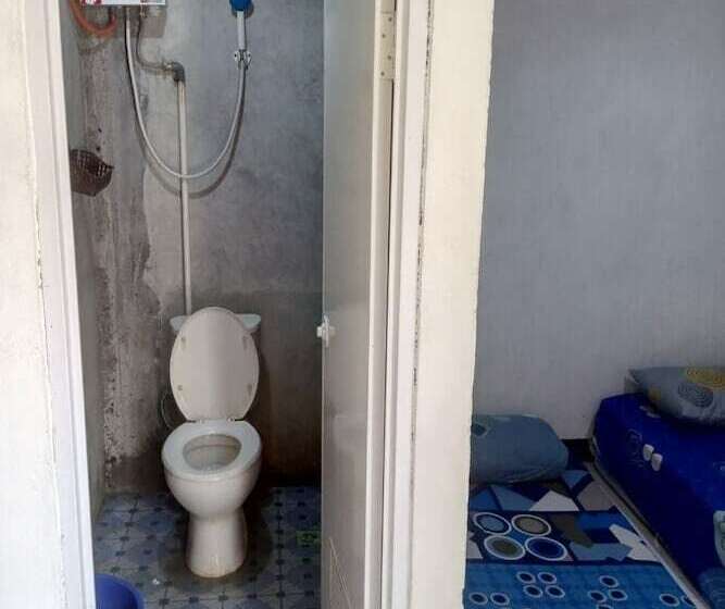 בית מלון כפרי Kalingga Sekar