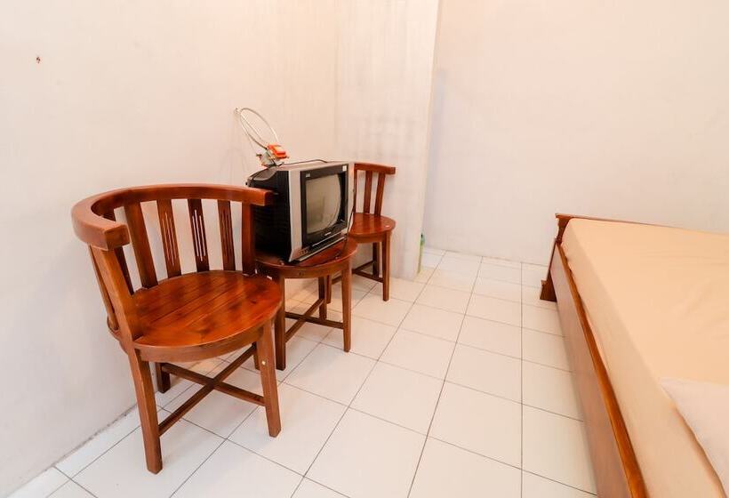 בית מלון כפרי Kalingga Sekar