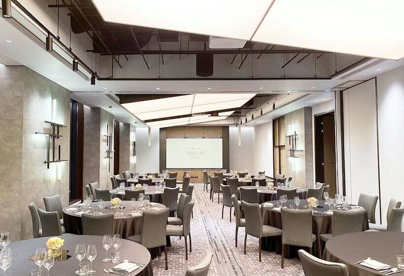 Отель Kimpton Maalai Bangkok An Ihg