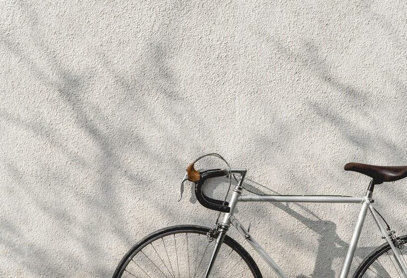 Отель Kimpton Maalai Bangkok An Ihg