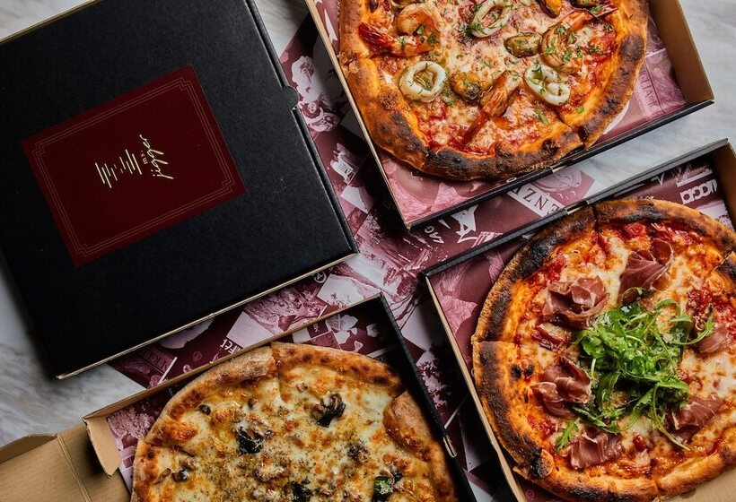 Отель Kimpton Maalai Bangkok An Ihg