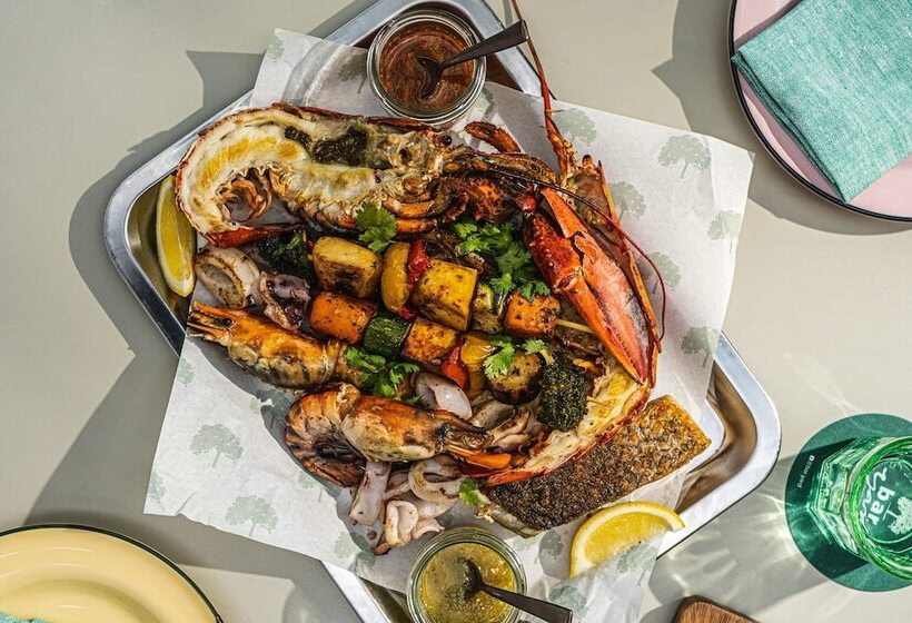 Отель Kimpton Maalai Bangkok An Ihg