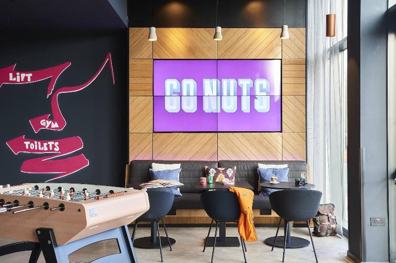Отель Moxy Birmingham Nec