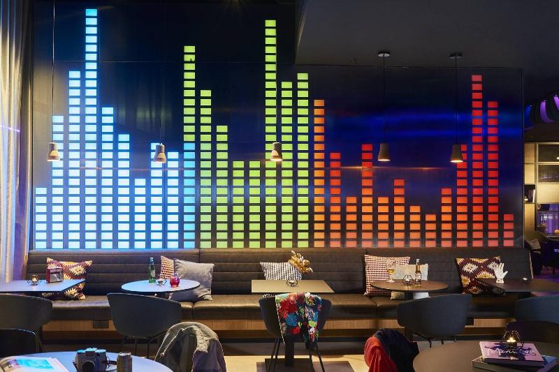 Отель Moxy Birmingham Nec