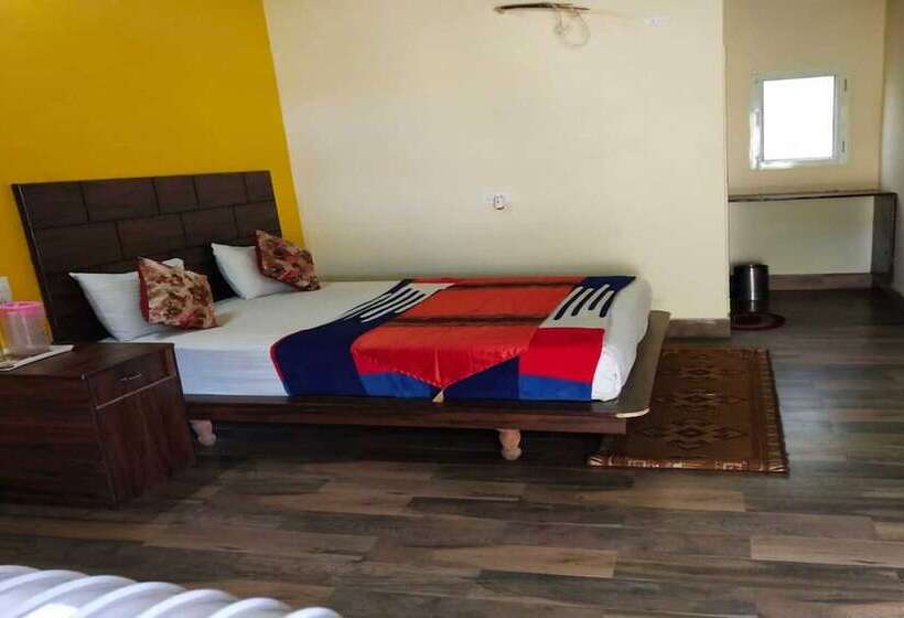 호텔 Nakshatra Resort