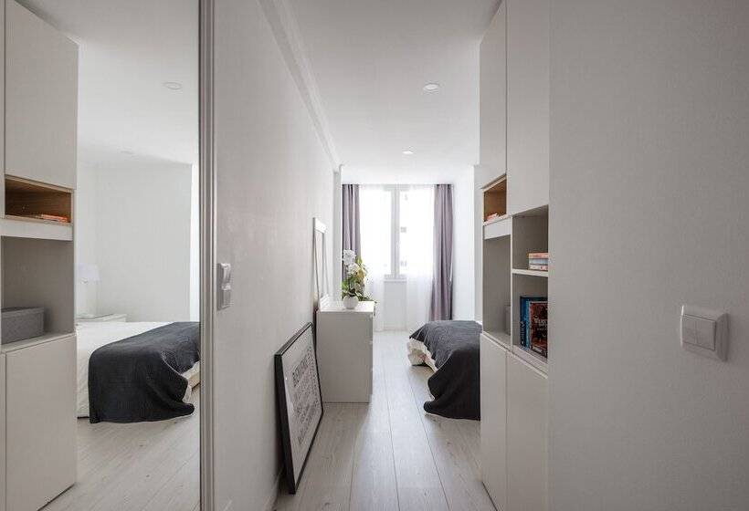 Light Filled Apartment, By Timecooler