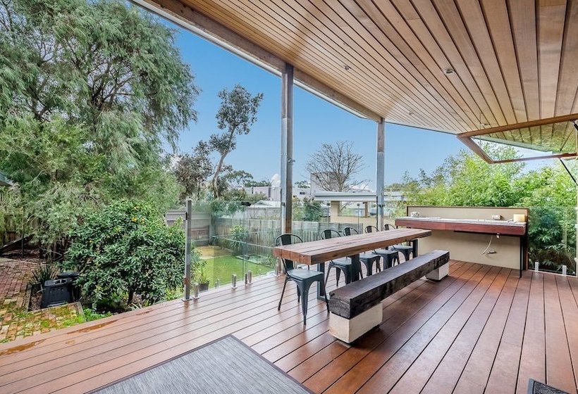 Luxury By The Sea  Close To The Beach