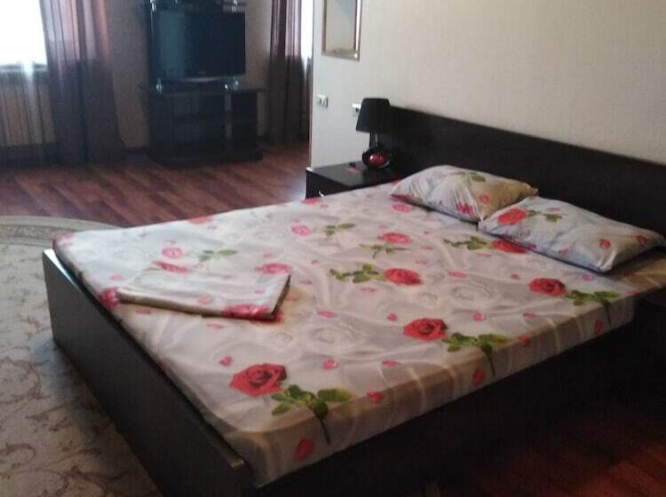 پانسیون Admiral