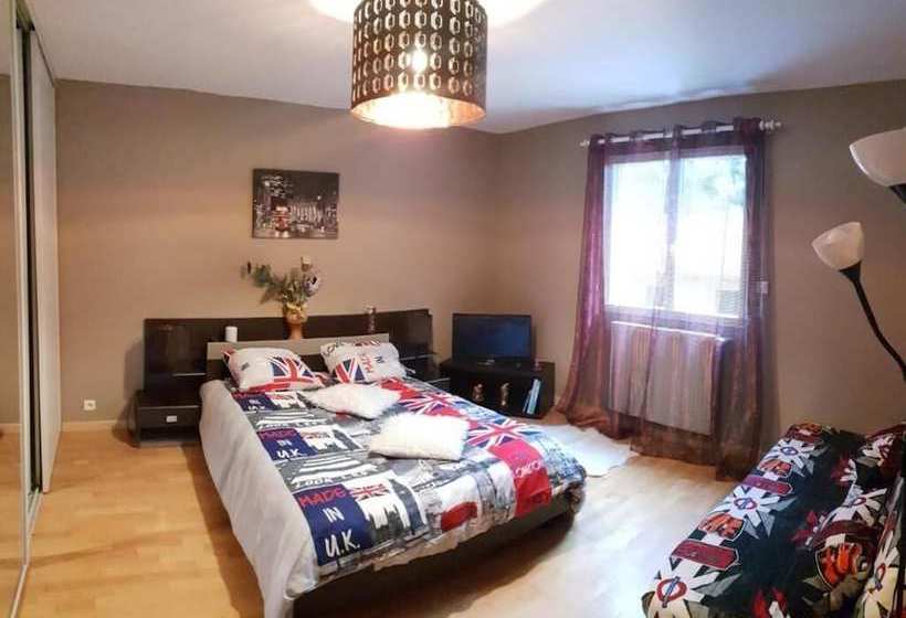 Пансион Chambres à 40 Min De Paris