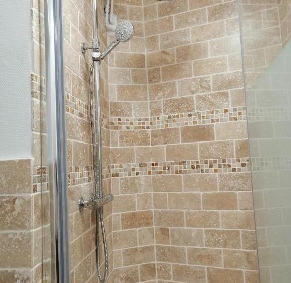 膳宿费 La Petite Charnasserie