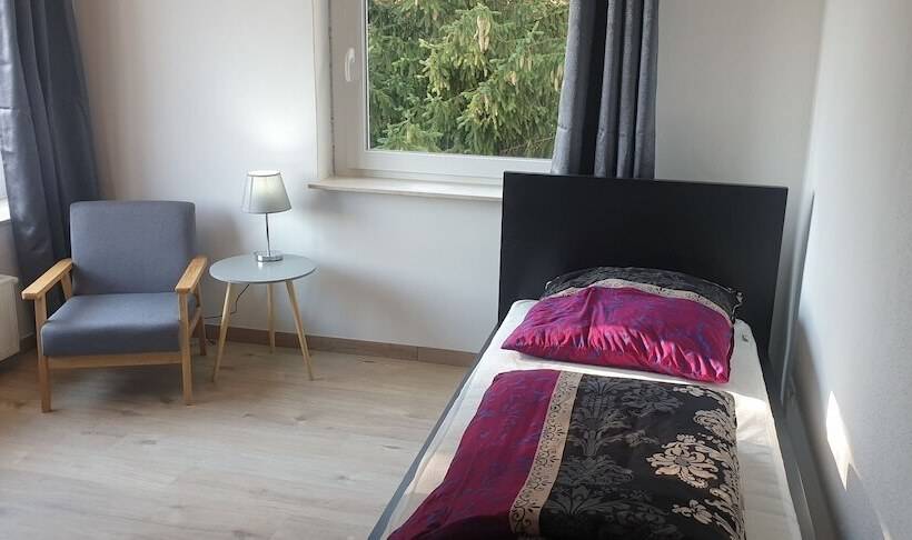 بنسيون Privatzimmer Eko 1