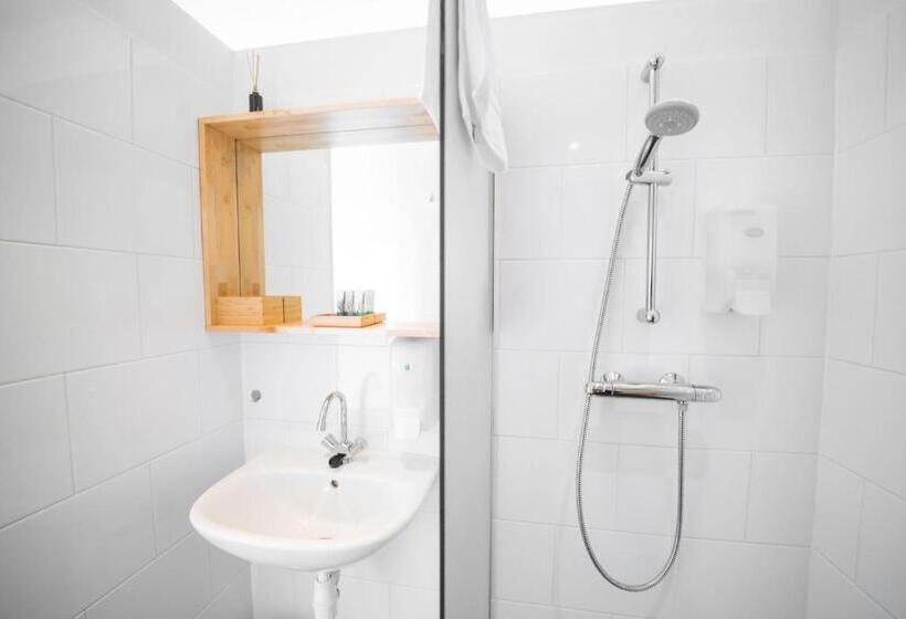 Pink Flamingo Boutique Hostel