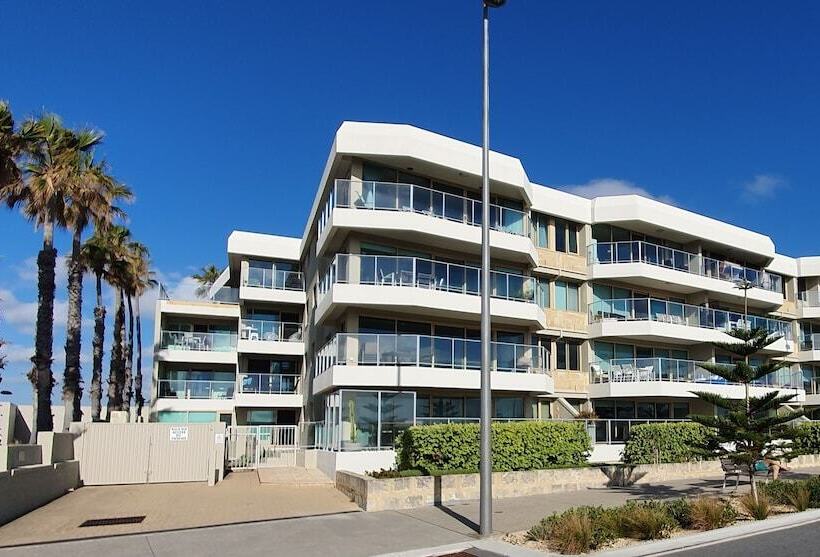 Sandcastles Luxury Retreat Apartment