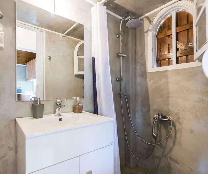 Seaside Heaven   Sunset Views Close To The Beach