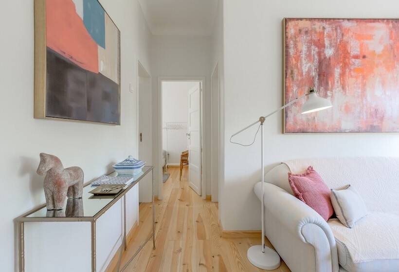 Sunny, Bright And Quiet Apartment, By Timecooler