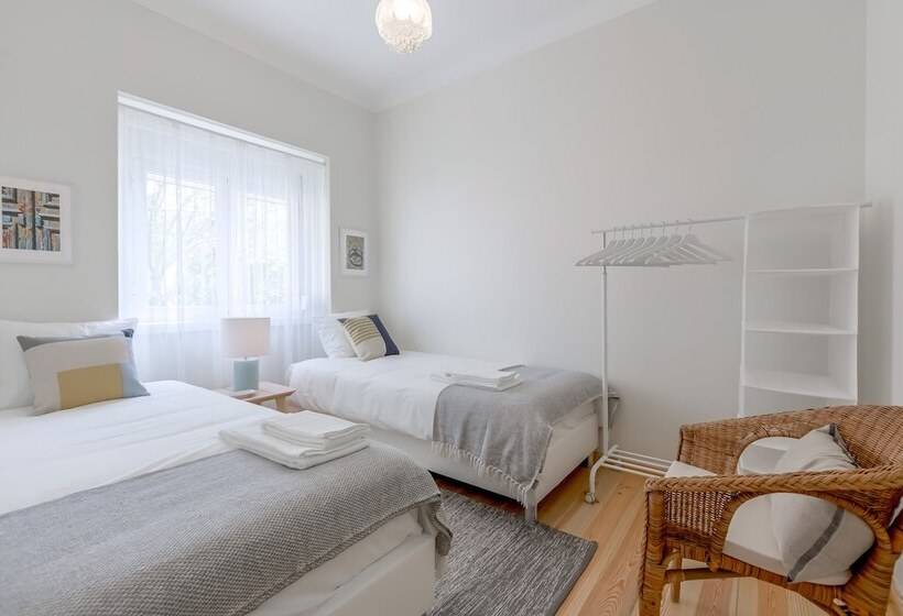 Sunny, Bright And Quiet Apartment, By Timecooler