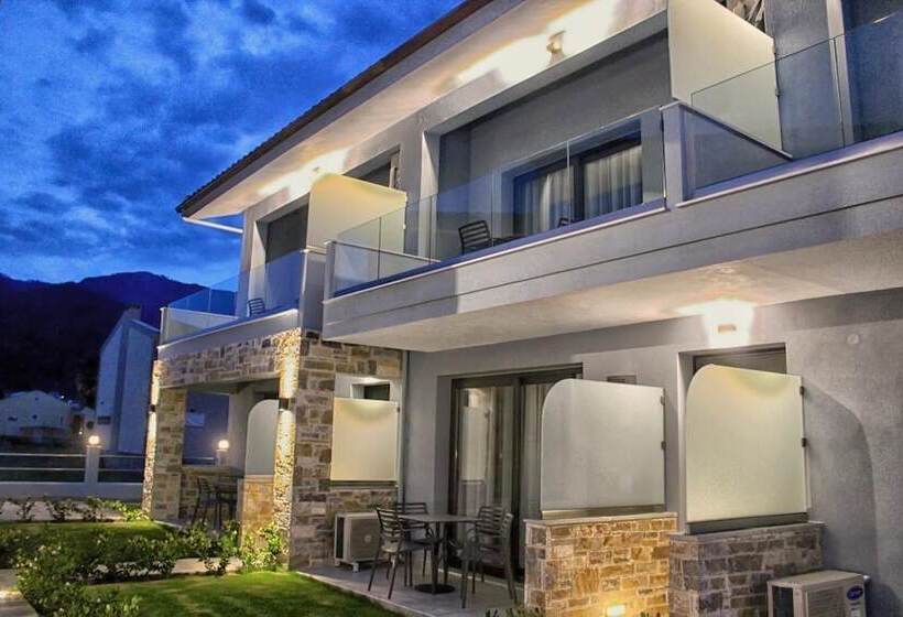 Theros Villas & Suites