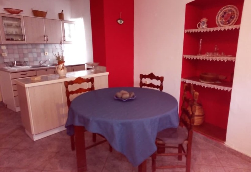 Traditional Sea View House In Nisyros