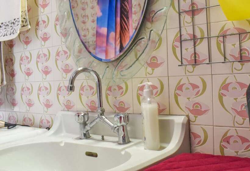 Urban Seaside Oasis   Adriana S Garden Paradise