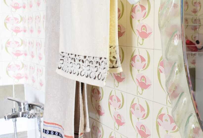 Urban Seaside Oasis   Adriana S Garden Paradise