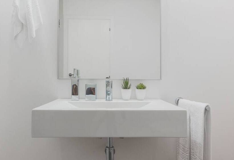 Villa Carlota By Holiday Rental Management