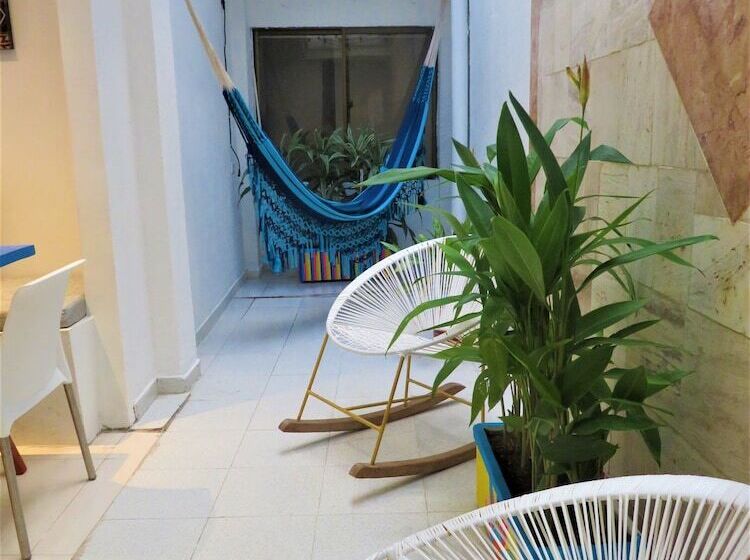 פנסיון San Jacinto Hostel