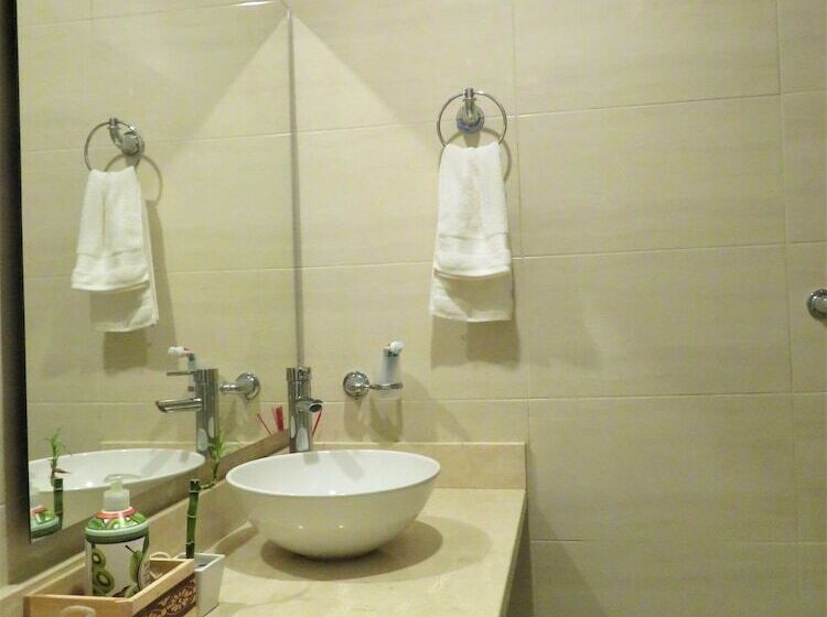 פנסיון San Jacinto Hostel