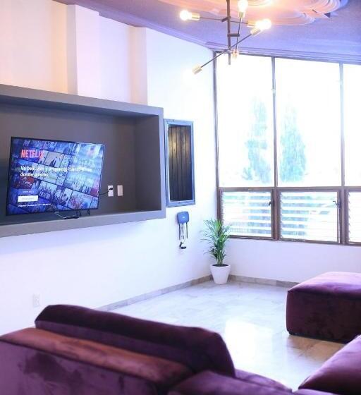 호스텔 Hostal Casa Violeta