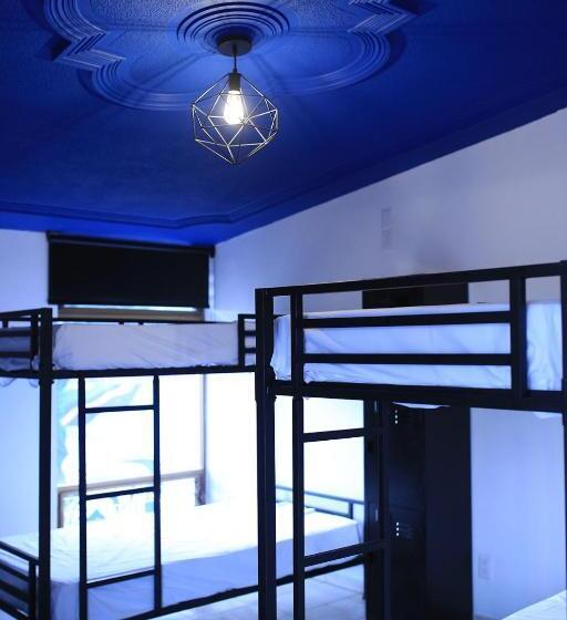 호스텔 Hostal Casa Violeta