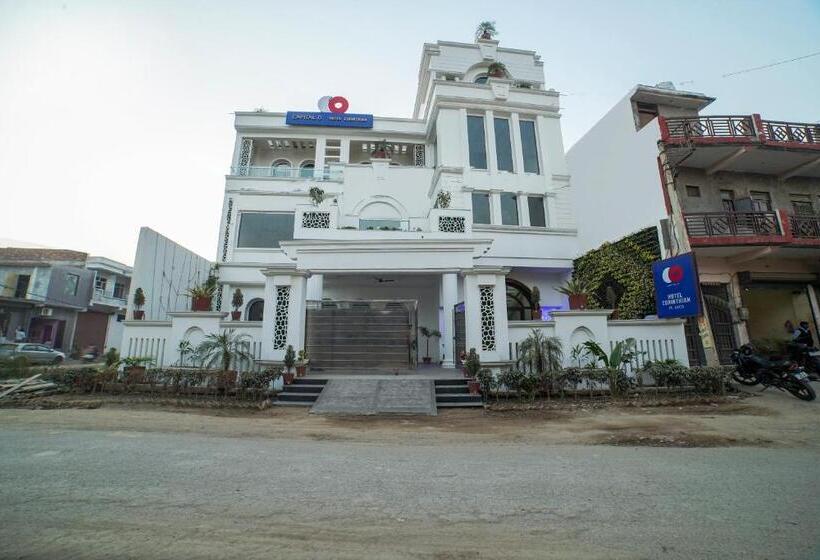 ホテル Corinthian