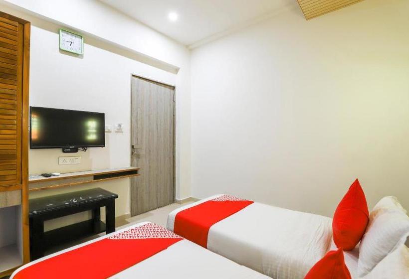 فندق Capital O 64343  Blueberry