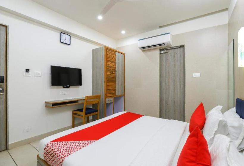 فندق Capital O 64343  Blueberry