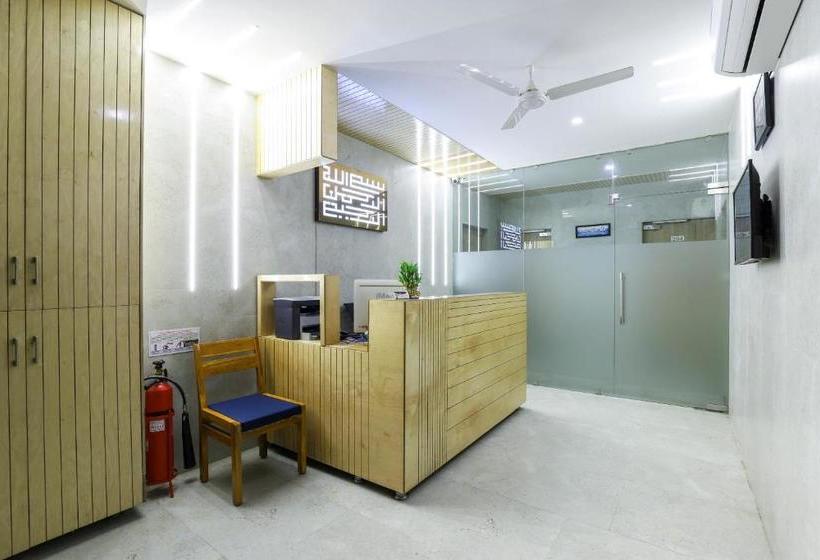 فندق Capital O 64343  Blueberry