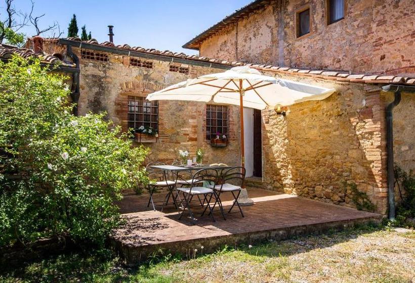 בית מלון כפרי Pietralta