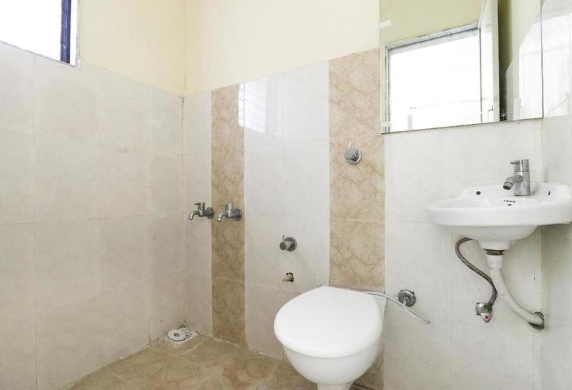 酒店 Spot On 63514 Signature