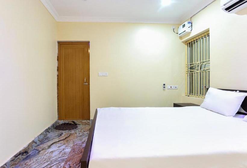 בית מלון כפרי Spot On 64406 Ssr Lodging House