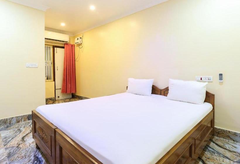 בית מלון כפרי Spot On 64406 Ssr Lodging House