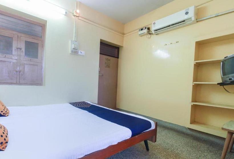 호텔 Spot On 64406 Ssr Lodging House