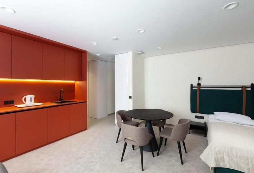 Hvoya Apart Hotel & Spa