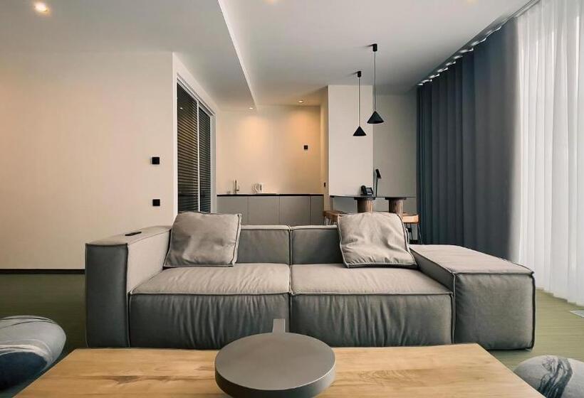 Hvoya Apart Hotel & Spa
