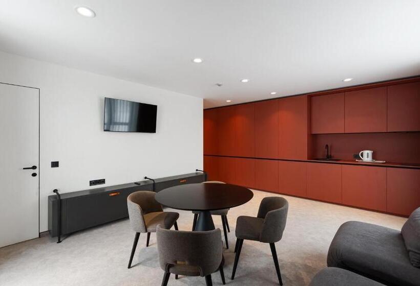 Hvoya Apart Hotel & Spa