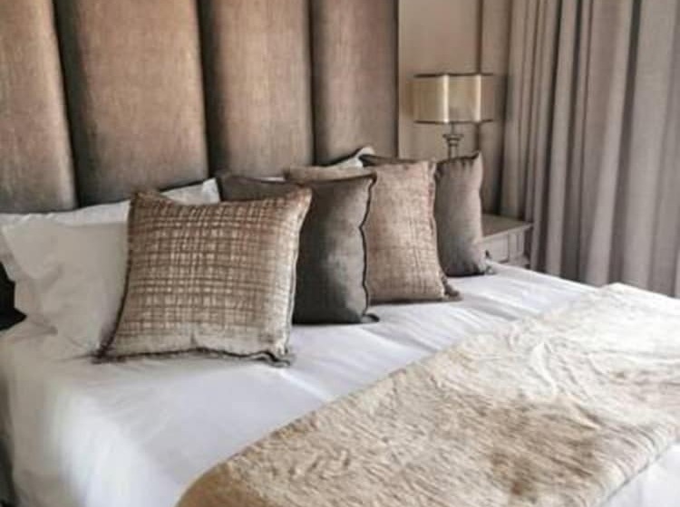 פנסיון 7th Heaven Guesthouse