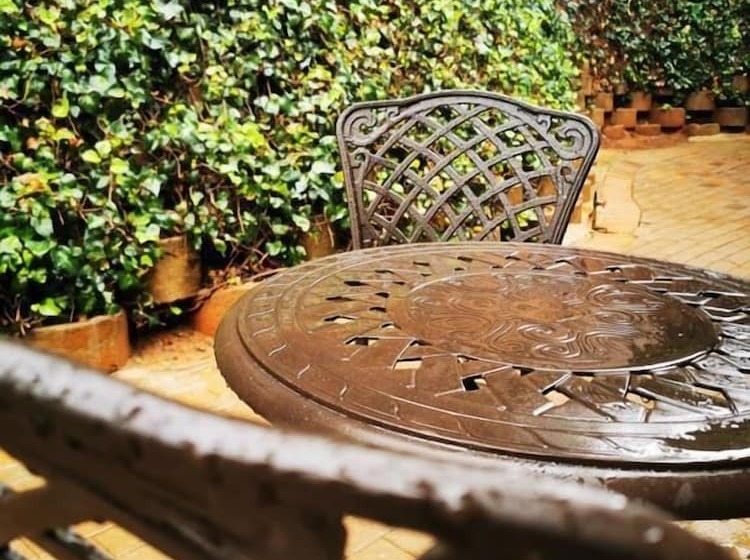 פנסיון 7th Heaven Guesthouse