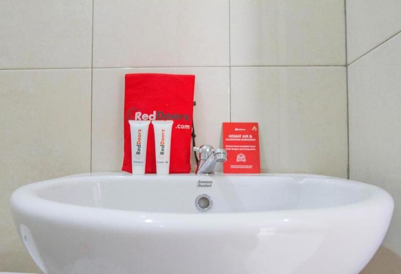 膳宿费 Reddoorz Near Universitas Siliwangi Tasikmalaya