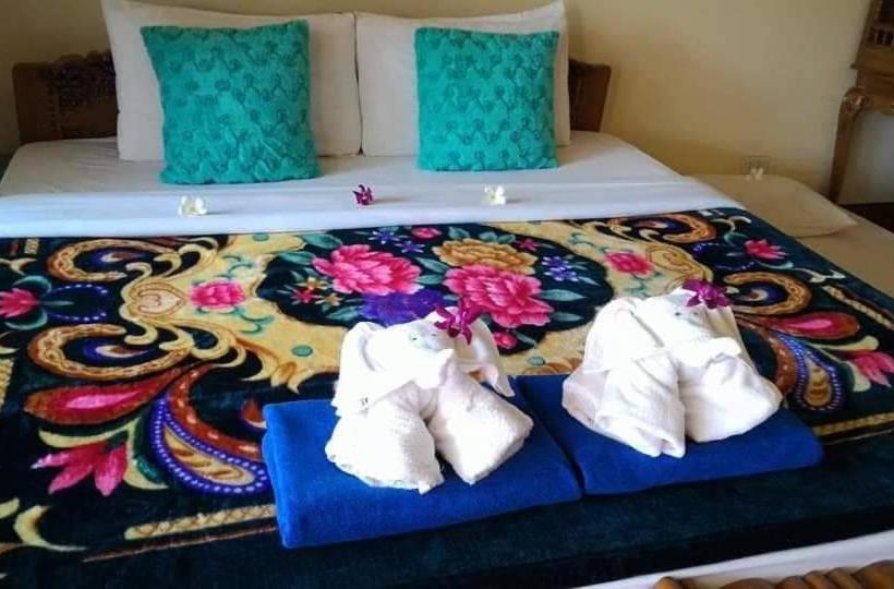 Курорт Happy Lagoon Bungalow