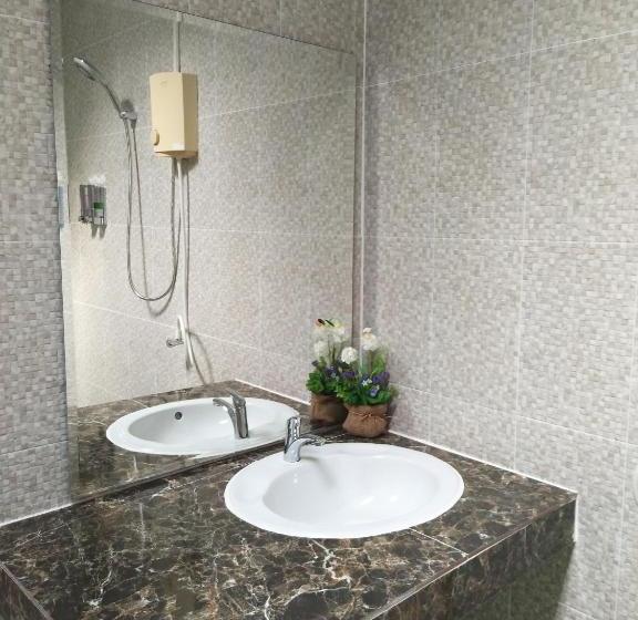 Курорт Happy Lagoon Bungalow