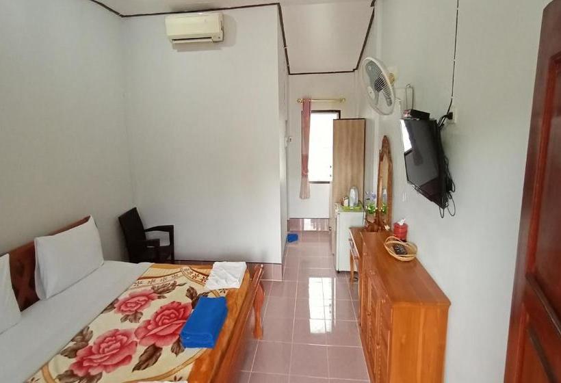 Курорт Happy Lagoon Bungalow